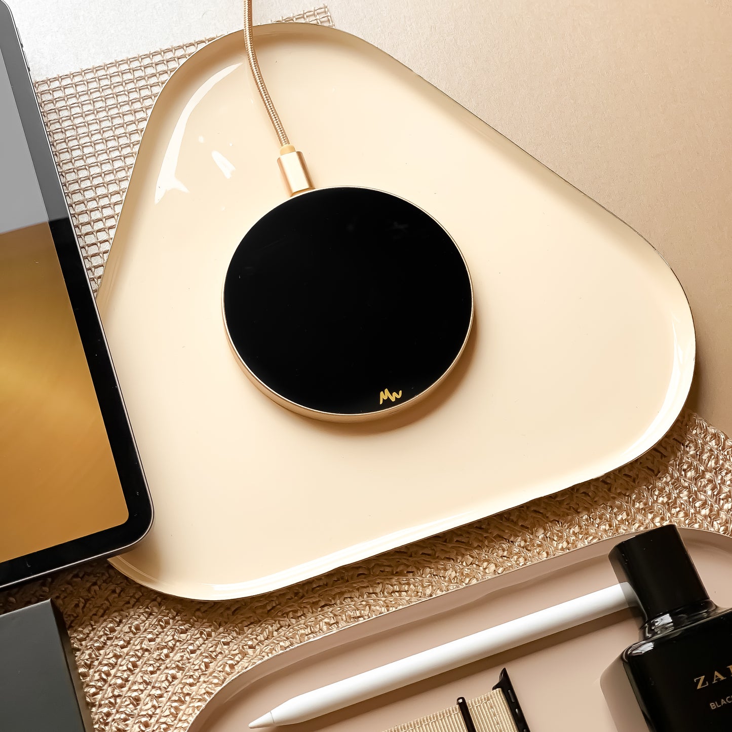 Piano Black - Gold